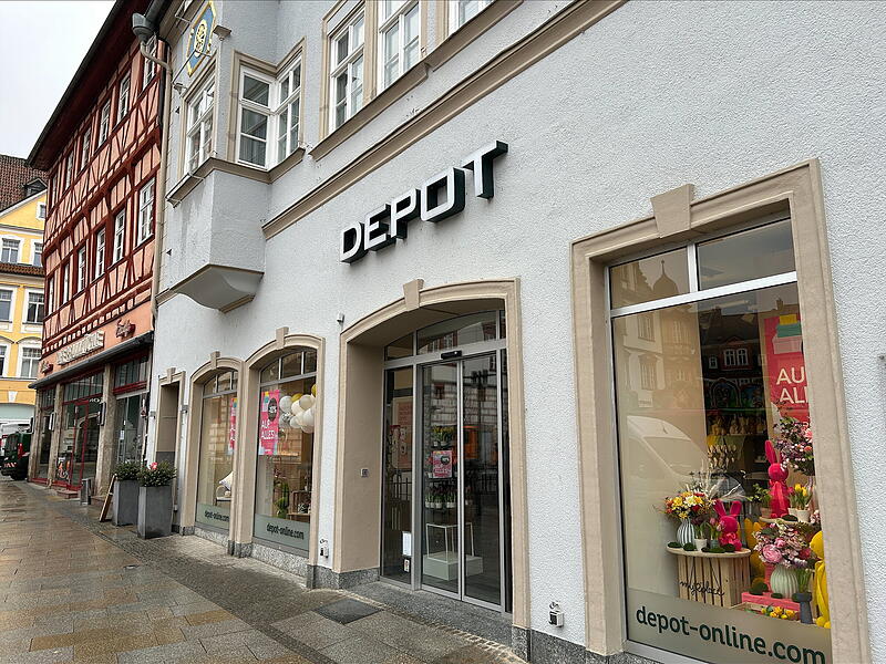 Die Coburger Filiale der Deko-Kette Depot befindet sich direkt am Marktplatz.