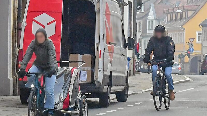 Für Paketzusteller gibt es keine Ausnahmegenehmigung wie etwa für Pflegedienste, da Paketlieferanten nicht parken, sondern nur ausladen.