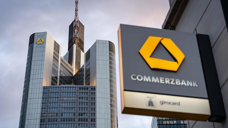 Die Bundesregierung tut gut daran, ihre Anteile an der Commerzbank zu behalten, meint Redakteur Michael Kerler.