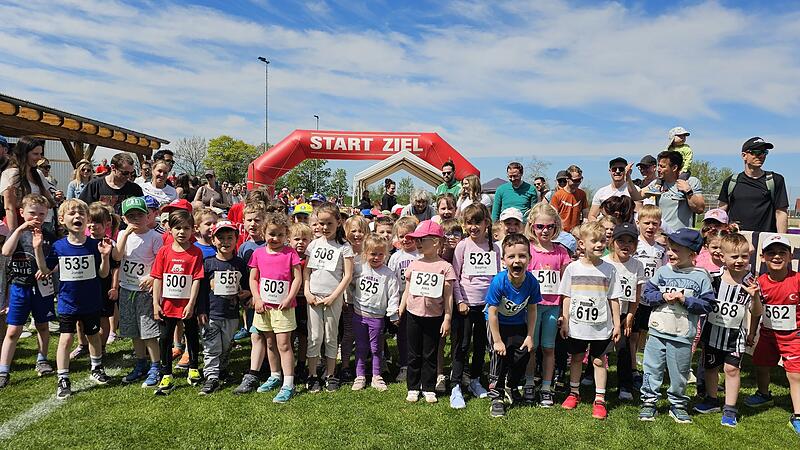 Auch die Bambini gingen in Neuhaus an den Start.