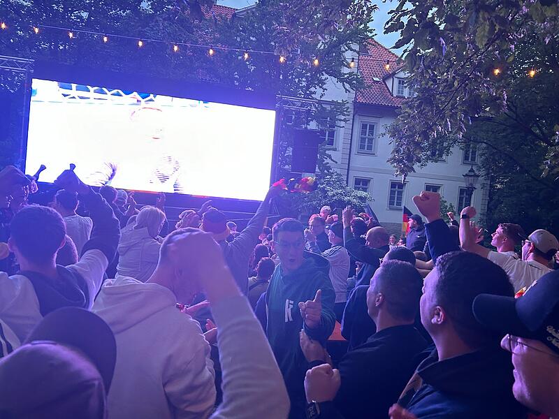 Fußball-EM: Public Viewing in CoburgFußball-EM 2024: So feiert Coburg Fußball-EM: Public Viewing in CoburgFußball-EM 2024: So feiert Coburg