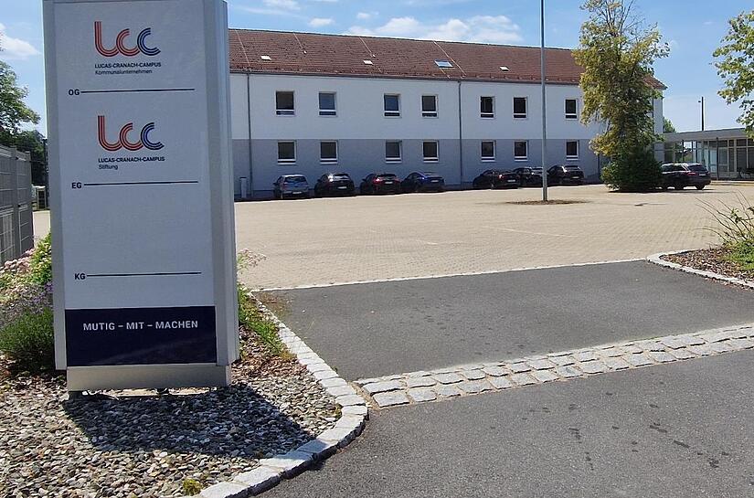 Der Lucas-Cranach-Campus hat sein Domizil in Neuses. Doch am Montag kamen die Vorst&auml;nde nach Kronach, um den Mitgliedern des Kreistags Rede und Antwort zu stehen.