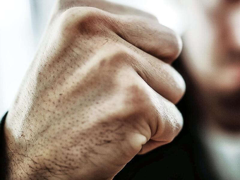 Ein 73-J&auml;hriger musste sich vor Gericht wegen eines eskalierten Nachbarschaftsstreit verantworten.