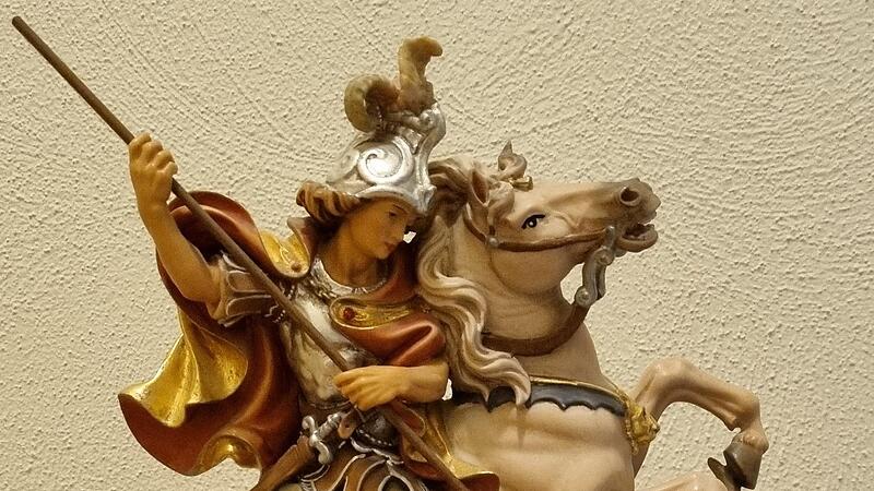 Im Mittelpunkt des ersten Georgitags auf dem Kreuzberg: Der heilige Georg, der oft als Drachentöter dargestellt wird.