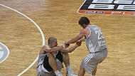 Gewannen 2013 gemeinsam die deutsche Meisterschaft mit Bamberg: Maik Zirbes (links) und Anton Gavel. Fünf Jahre später gewannen sie zusammen die Meisterschaft und den Pokal im Bayern-Trikot.