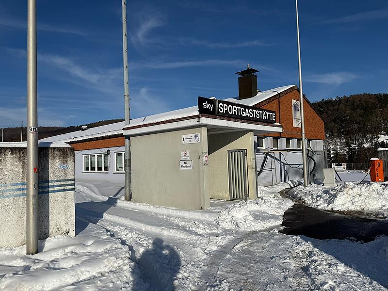 &Auml;u&szlig;erlich halten sich die Ver&auml;nderungen am Ebermannstadter Sportzentrum noch in Grenzen. Doch in diesem Jahr soll die Sportst&auml;tte aufwendig saniert werden.