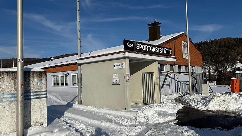 &Auml;u&szlig;erlich halten sich die Ver&auml;nderungen am Ebermannstadter Sportzentrum noch in Grenzen. Doch in diesem Jahr soll die Sportst&auml;tte aufwendig saniert werden.