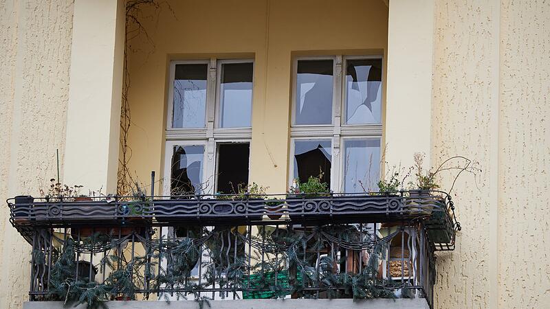 Schwere Schäden durch Kugelbombe
