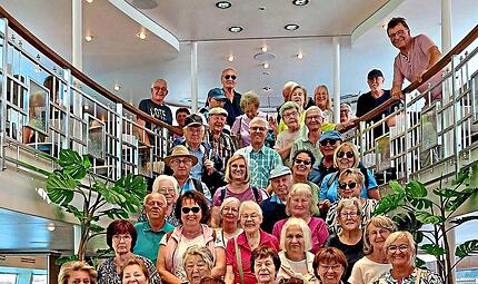 Das Gruppenfoto entstand auf dem Kristallschiff. Europa Union,Kreisverband Hammelburg Das Gruppenfoto entstand auf dem Kristallschiff. Europa Union,Kreisverband Hammelburg