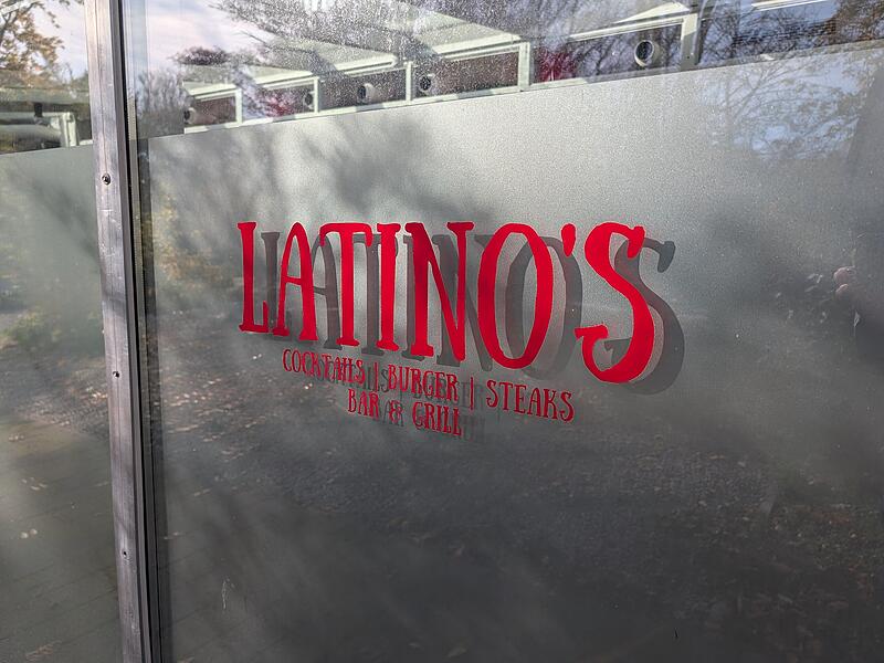Latinos