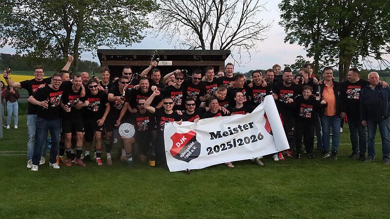 Als Meister der A-Klasse 2 kehrt K&ouml;nigsfeld in die Kreisklasse zur&uuml;ck. Am letzten Juniwochenende wird der 60. Geburtstag der DJK umso ausschweifender gefeiert.