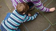 Spielende Kinder