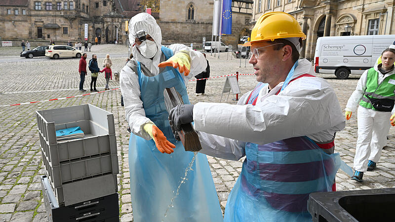 Notfallverbund Bamberg &uuml;bt auf dem DomplatzNotfallverbund Bamberg &uuml;bt auf dem Domplatz