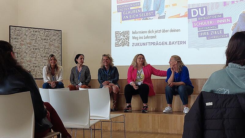 Sie wollen Schüler von ihrem Beruf überzeugen, diese fünf der insgesamt zehn Lehramtsbotschafter aus der Region Bamberg: (v.l.n.r.) Verena Meyer, Julia Behr, Erika Fischer, Heike Schrenker, Florentina Schäfer.