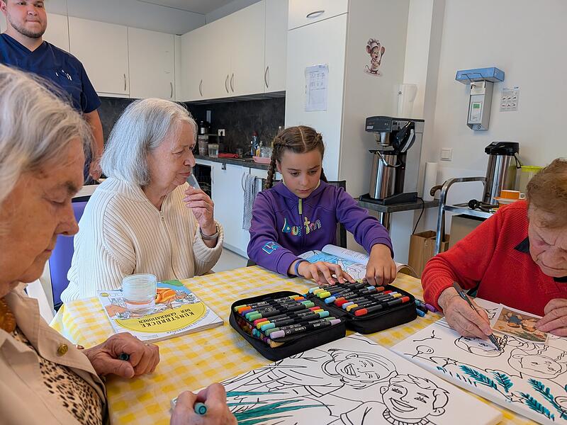 Projekt der Künstlerin Nadine Smirnova „Kunstbrücke der Generationen“Forchheim & Fränkische Schweiz Projekt der Künstlerin Nadine Smirnova „Kunstbrücke der Generationen“Forchheim & Fränkische Schweiz