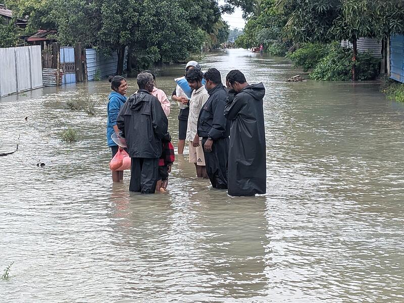 Tiefe Bestürzung bei den Menschen. Der Zyklon hat noch schlimmer gewütet als der Tsunami im Jahr 2004. Wieder einmal stehen die Menschen vor dem Nichts.