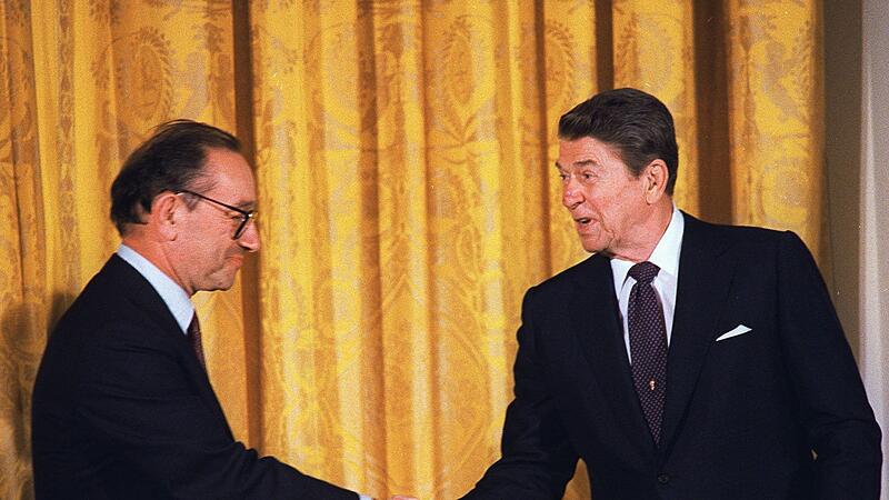 Alan Greenspan Alan Greenspan
