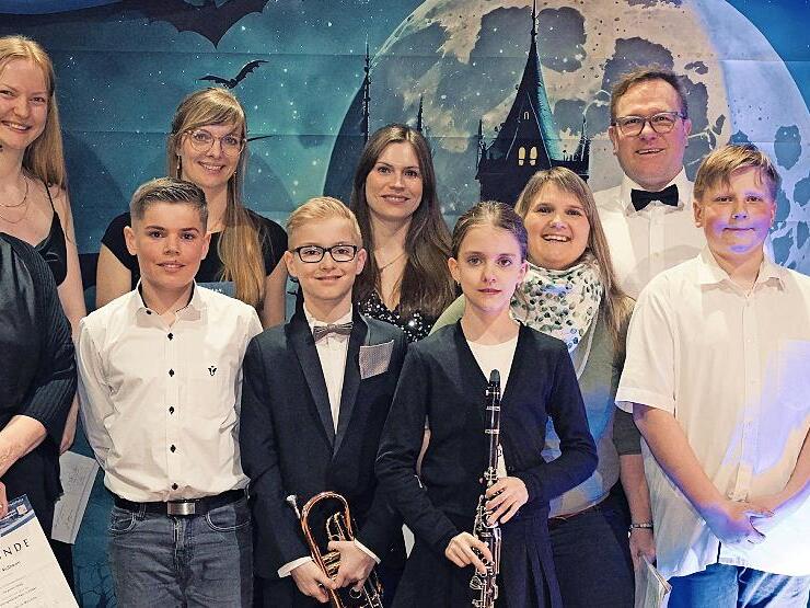 Musikerinnen und Musiker des MV Dankenfeld.