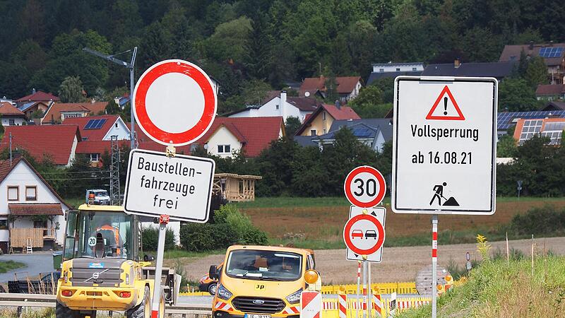 Die Sperrung wegen der Baustelle sorgt in Stadtsteinach für Ärger.
