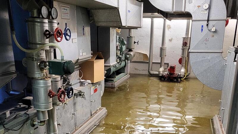Wasserschaden im Landratsamt Deggendorf