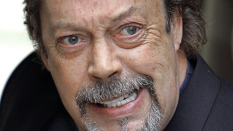 Tim Curry