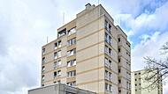 Das Alfons-Goppel-Haus in der Hindenburgstraße wird durch einen Neubau ersetzt. Bislang sind dort 50 Wohnungen für Studenten untergebracht. Diese Zahl wird auf 110 ansteigen.