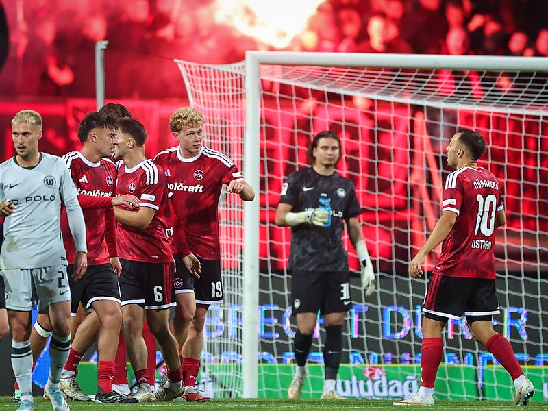 1. FC Nürnberg - VfL Wolfsburg 1. FC Nürnberg - VfL Wolfsburg