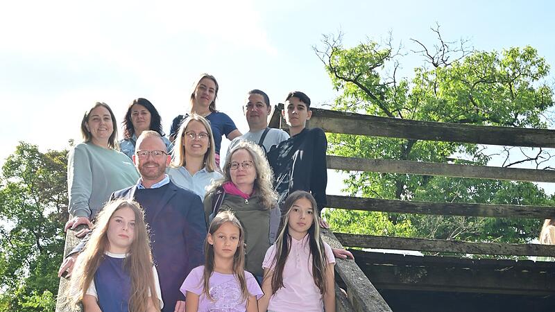Bürgermeister ehrt Ukraine-Helferin aus Weitramsdorf