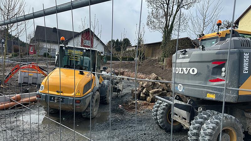 Auf der einen Seite freut man sich, dass die Bauarbeiten am Pico-Park z&uuml;gig vorangehen, auf der anderen Seite ist man von den mehr als doppelt so hohen Kosten der Gemeinde nicht begeistert.