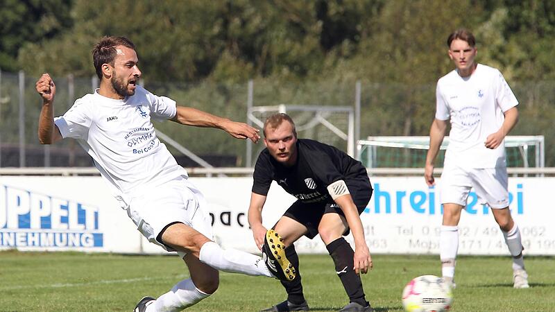 Einige Verteidiger aussteigen lassen und rein damit zum zwischenzeitlichen 2:0. Daniel Sch&auml;ffler erzielte drei Tore beim 6:2-Sieg des TSV Hirschaid im Kreisliga-Derby beim SV Pettstadt.