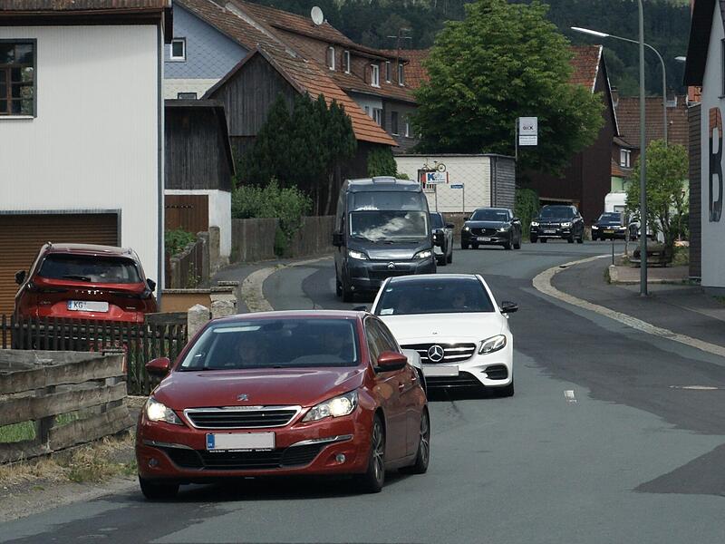 Stau auf A7: Ausweichverkehr durch Motten und Bad Br&uuml;ckenau