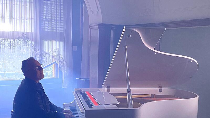 Klaus von Radspitz möchte mit seinem neuen Lied „Geliebte Welt“ Zuversicht verbreiten.