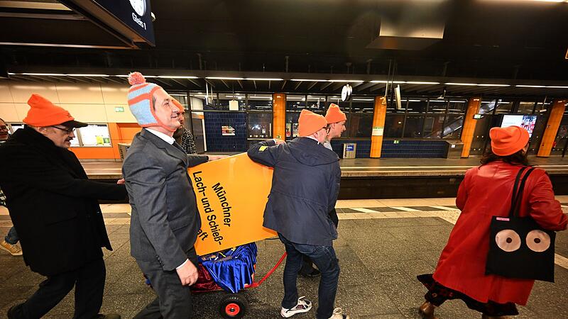 Die Münchner Lach- und Schießgesellschaft zieht um Die Münchner Lach- und Schießgesellschaft zieht um