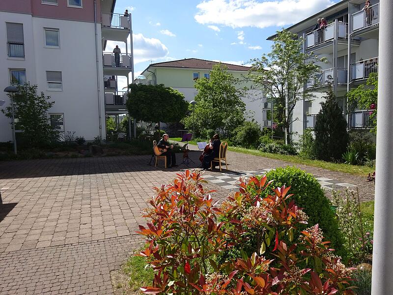 Hofkonzert im Burkardus Wohnpark im Mai 2020