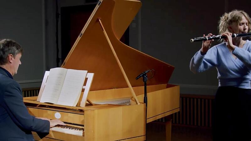 Darina Ablogina und Tobias Schabenberger spielen romantische Werke.