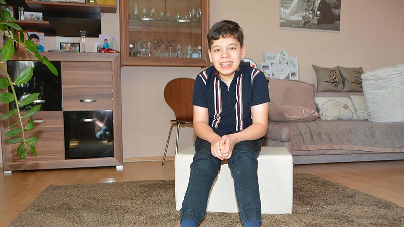 Rasul will eines Tages wieder richtig laufen k&ouml;nnen. &bdquo;Franken helfen Franken&ldquo; will das erm&ouml;glichen.