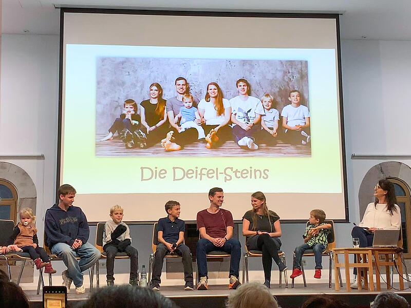Die Familie Deifel-Stein stellte sich beim MittwochsTalk in Hammelburg vor.