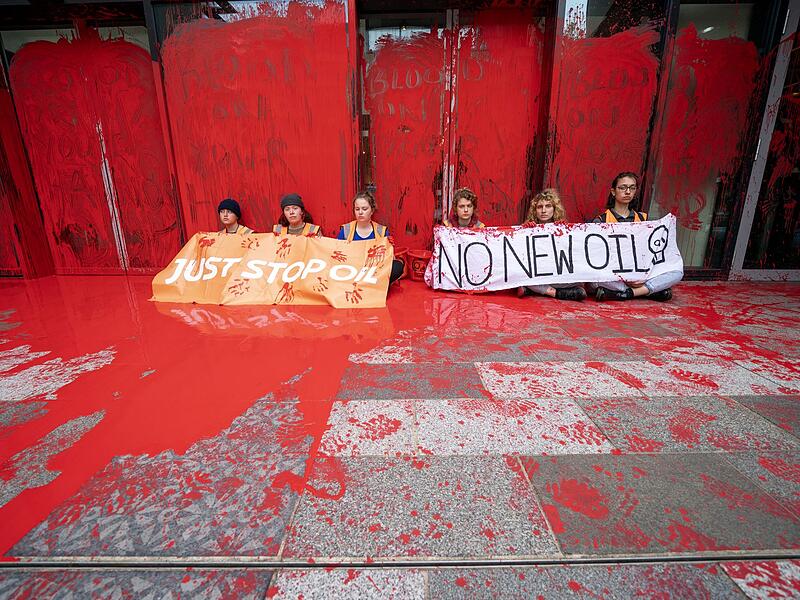 &Ouml;l-Protest