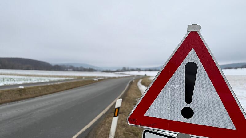 Auch im Jahr 2026 soll an einigen Stra&szlig;en im Landkreis gebaut werden. Wo etwas passieren soll, sehen Sie in der FT-&Uuml;bersicht.