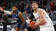 Kevin Wohlrath (rechts) war in Hamburg nicht nur mit dem entscheidenden Wurf zu Stelle, sondern hielt mit seinen Punkten im dritten Viertel die Bamberger im Spiel. Mit seinen 13 Zählern und sechs Rebounds steuerte er von der Bank kommend einen wic...