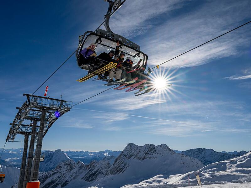 Start der Skisaison an der Zugspitze
