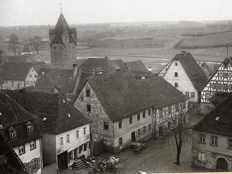 Die Geschichte des Roten Ochsen geht bis ins Jahr 1650 zurück. Die Geschichte des Roten Ochsen geht bis ins Jahr 1650 zurück.