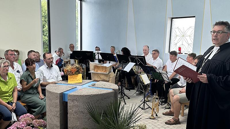 In der &bdquo;Kirche der Einheit Herbst &rsquo;89&ldquo; fand ein &ouml;kumenischer Gottesdienst mit dem evangelischen Regionalbischof Tobias Sch&uuml;fer (Erfurt), Domkapitular Thomas Ke&szlig;ler (Bad Neustadt), in Vertretung von Di&ouml;zesanbischof Franz Jung, sowie der evangelisch...