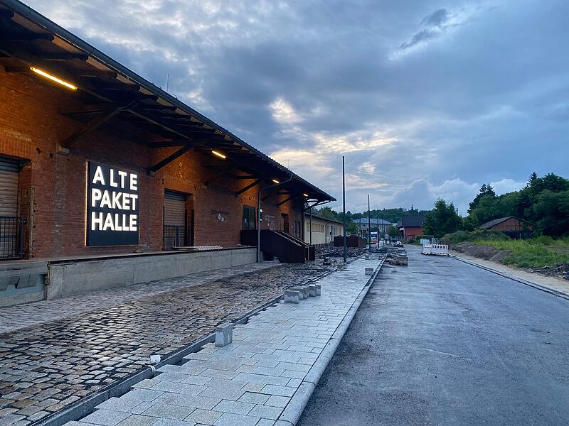 Neue Straße zum Globe CoburgNeue Straße am ehemaligen Güterbahnhof in Coburg Die neue Straße am ehemaligen Güterbahnhof in Coburg ist fast fertig