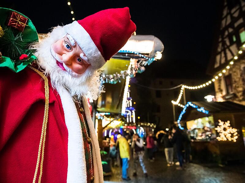 Bis Heiligabend um 13 Uhr ist der Markt nun t&auml;glich ge&ouml;ffnet.Forchheim & Fr&auml;nkische Schweiz