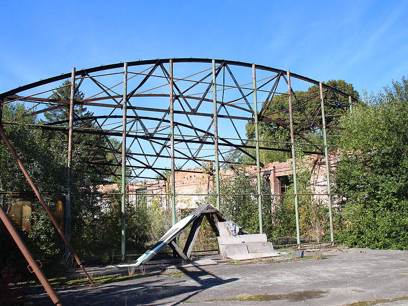 Lost Place - der Alte Lokschuppen in CoburgLost Place - der Alte Lokschuppen in Coburg Lost Place - der Alte Lokschuppen in Coburg