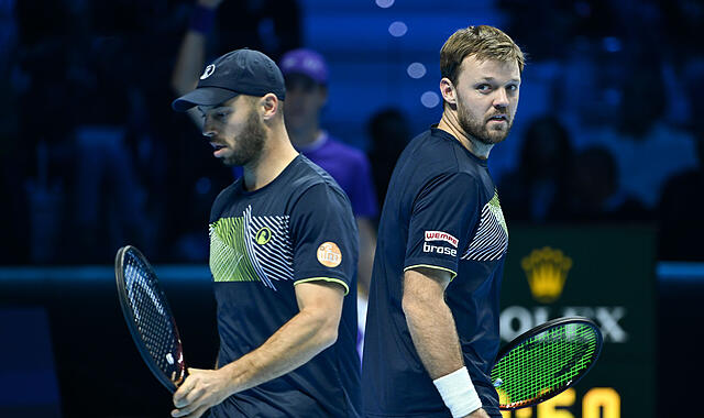 Kevin Krawietz und Tim Puetz, Herren Doppel, Men's Doubles, Endspiel, Finale, 2024 Nitto Atp Finals
Tennis - Atp Finals 2024 - Turin - ITF / ATP / WTA - inalpi Arena - Italien - 2024 Enttäuschender Auftakt für die Titelverteidiger Kevin Krawietz (rechts) und Tim Pütz bei den ATP Finals 2025 in Turin.