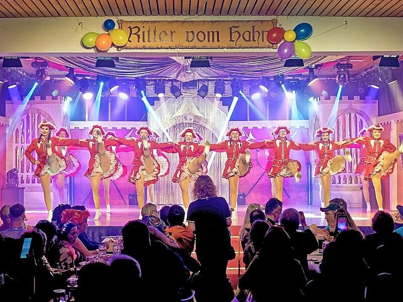 &bdquo;Trusch&auml;&auml;der Ritterfosenocht&ldquo; von den &bdquo;Rittern vom Hahn&ldquo; in Trunstadt.