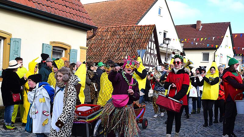 Faschingsumzug KleukheimFasching Kleukheim