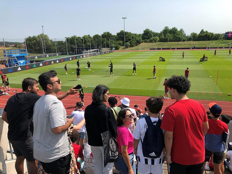 Arsenal London bereitet sich in Herzogenaurach auf Test gegen 1. FC N&uuml;rnberg vor 2023